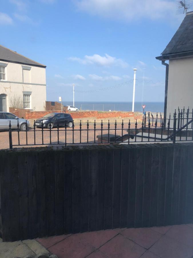 Roker Cottage, Luxury Seaside Apartment, Private Parking, Sky Tv Sunderland  Exterior photo