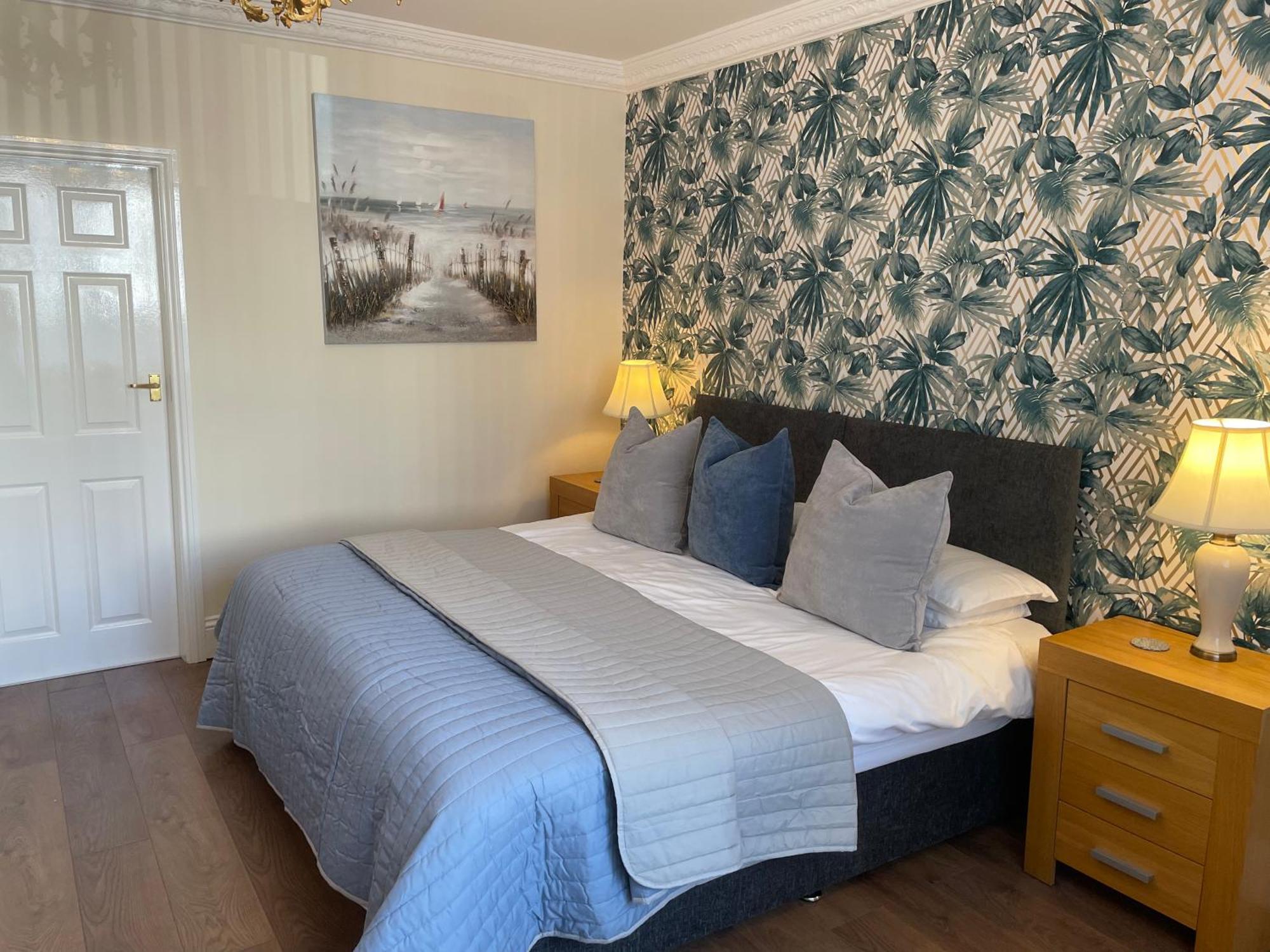 Roker Cottage, Luxury Seaside Apartment, Private Parking, Sky Tv Sunderland  Exterior photo